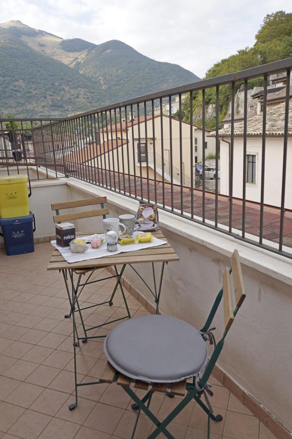 Casa Vacanze Donna Lucia Castel Di Sangro Extérieur photo