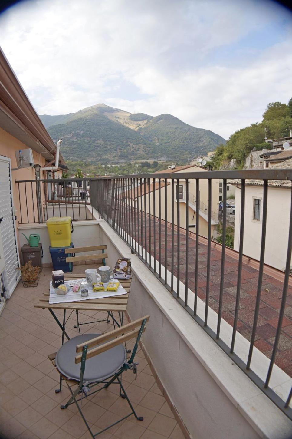 Casa Vacanze Donna Lucia Castel Di Sangro Extérieur photo
